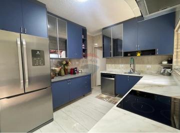 Casa · 302m² · 3 Quartos · 2 Vagas · Jardim Adriana: Espaço e Conforto em Guarulhos