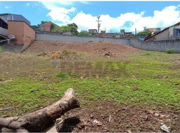 Terreno · 225m² · 6 Vagas · Terreno à Venda: Oportunidade em Bragança Paulista!