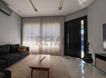 Casa · 194m² · 3 Quartos · 4 Vagas · Casa moderna e ampla à venda em Betel, Paulínia