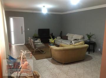 Casa · 250m² · 3 Quartos · 2 Vagas · Sobrado para venda em Conceição de 250.00m² com 3 Quartos, 1 Suite e 2 Garagens
