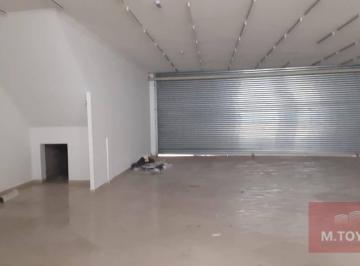 Comercial · 240m² · 4 Vagas · Sala Comercial para alugar em Centro de 240.00m² com 4 Garagens