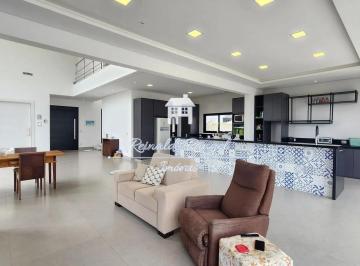 Casa · 330m² · 4 Quartos · 6 Vagas · Casa para venda em Residencial Saint Paul de 330.22m² com 4 Quartos, 4 Suites e 6 Garagens