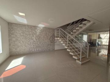 Casa · 268m² · 3 Quartos · 2 Vagas · Casa de Condomínio para alugar em Loteamento Residencial Campos Do Conde Ii de 268.00m² com 3 Quarto