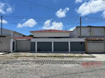 Casa · 4 Quartos · 5 Vagas · Imoveis - em Jaguaribe