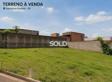 dbbedb6493ac5c3a783821d8fe39921e8a038674 · Terreno à venda, 200 m² por R$ 96.600 - Jardim das Aroeiras - Patrocínio Paulista/SP