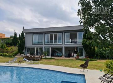 med_53fea127a765ecd71b6d187726a6cad7.jpg · Bela casa à Venda – Condomínio Vila Velha | Santana de Parnaíba/SP