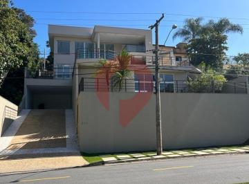 0 · Casa à venda no Condomínio Marambaia em Vinhedo.