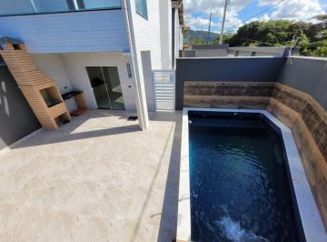 Casa de 2 quartos, Itanhaém · Sobrado Frente Mar em Condomínio com Piscina Privativa