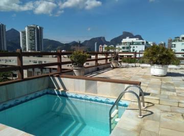 Apartamento · 373m² · 3 Quartos · 3 Vagas ·
Cobertura à venda com 373m² e 3 quartos na Barra da Tijuca