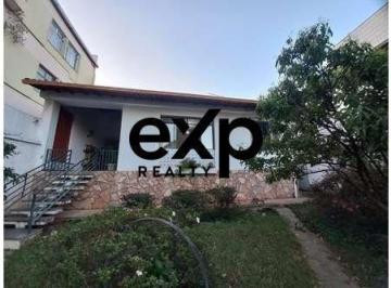 5ae922d9-1e10-4aeb-bba9-891e398f3648 · Acasa com jardim no São Luiz