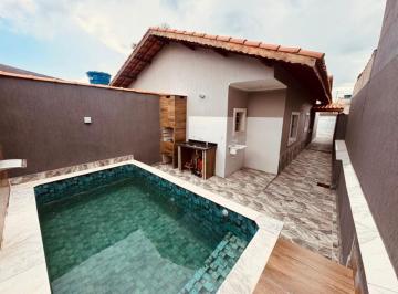 Casa de 2 quartos, Itanhaém · Casa com Piscina, Churrasqueira e Suíte no Jardim Suarão – Pronta para Financiar