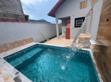 Casa de 2 quartos, Itanhaém · Casa com Piscina de Cascata e Suíte no Verde Mar – Conforto, Lazer e Financiamento Facilitado