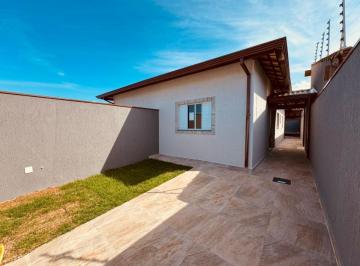 Casa de 2 quartos, Itanhaém · Casa com Piscina a 560 Metros da Praia no Gaivota – Aceita Financiamento