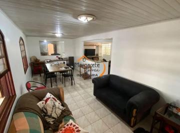 Casa de 3 quartos, Brasília · 3 QUARTOS / SALA AMPLA COM 3 AMBIENTES / VARANDA / CHURRASQUEIRA / FINACIAMENTO E FGTS