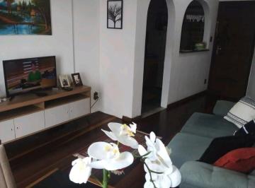 Foto 01 · Apartamento Mobiliado no Politeama: 2° andar, 55m² e Localização Estratégica!