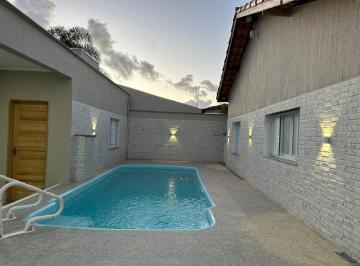Casa de 2 quartos, Itanhaém · Casa Ampla com Edícula, Piscina e 5 Vagas no Bopiranga – 164 m² de Construção a 900 Metros da Praia!