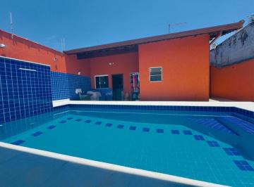 Casa de 4 quartos, Itanhaém · Casa Ampla no Gaivota com Piscina e Área Gourmet – 4 Dormitórios, Suíte e 800 Metros da Praia