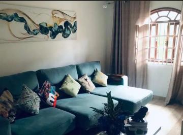 Casa de 5 quartos, Macaé · Aluguel Linda Casa Triplex – Próxima à Praia Campista
