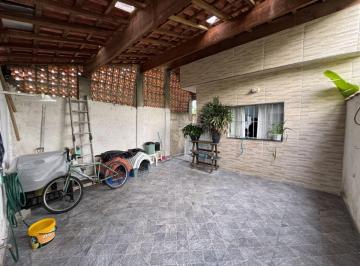 Casa de 3 quartos, Itanhaém · Casa com 03 dormitórios para Venda, na praia em Itanhaém / SP