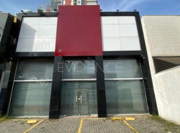 Comercial · 300m² · 6 Vagas · Salão comercial no Tatuapé, Rua Emília Marengo, 300 metros, 6 vagas na porta.