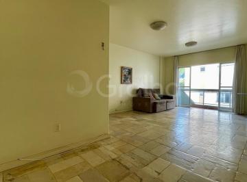 1 Sala · Apartamento em Carvoeira