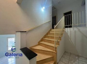 img0 · Casa comercial com 3 quartos para alugar 150m² - Centro