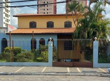 Comercial · 608m² · 6 Vagas · Casa comercial na Rua Colonial das Missoes, 204 • 608 m²