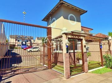 Casa · 146m² · 3 Quartos · 2 Vagas · Casa em condomínio com 3 dormitórios e pátio – Jardim Lindóia