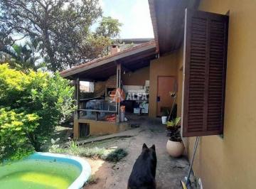 Casa · 1100m² · 5 Quartos · Casa com 05 quartos sendo uma Suíte - Vila Santo Antônio - Granja Viana - Cotia / SP