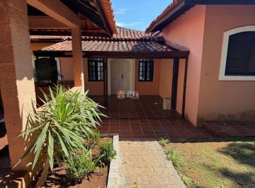 Casa · 282m² · 3 Quartos · 2 Vagas · Casa Espaçosa com 3 Suítes, Lareira e Área de Lazer Privativa - San Diego Park - Granja Vianna/SP