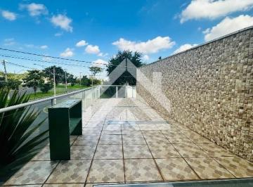 Casa · 249m² · 6 Quartos · 2 Vagas · Sobrado para alugar em Vila Nova de 249.00m² com 6 Quartos, 6 Suites e 2 Garagens