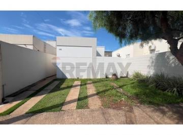 Casa · 100m² · 3 Quartos · 2 Vagas · Casa de Condomínio para alugar em Sítios De Recreio Independência de 100.00m² com 3 Quartos, 1 Suite