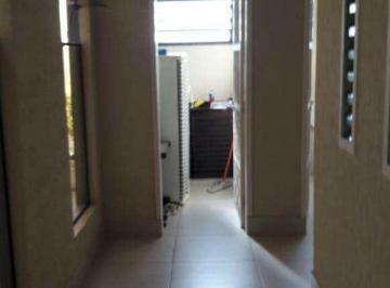 Comercial · 28m² · Sala Comercial para alugar em Centro de 28.00m²