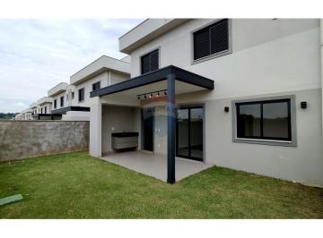 Casa · 174m² · 3 Quartos · 2 Vagas · Sobrado para venda em Monte Alegre do Sul de 174.00m² com 3 Quartos, 3 Suites e 2 Garagens