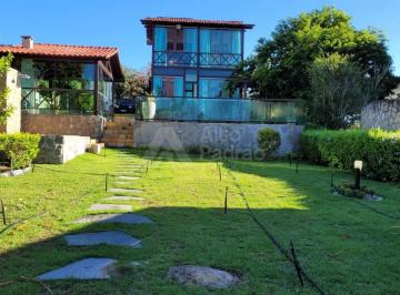 Casa · 190m² · 4 Quartos · 5 Vagas · OPORTUNIDADE DE CASA DE R$ 750 MIL POR R$ 600 MIL!!!