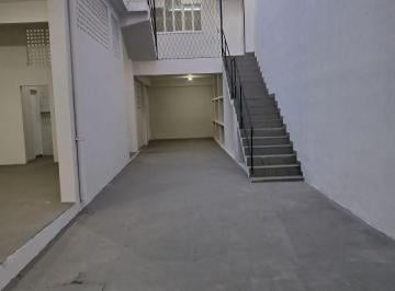 Comercial de 4 quartos, Rio de Janeiro · Galpão Comercial/Industrial, terreno 10 x 24, entrada para carga e descarga. Área total coberta 320m