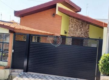 Casa · 211m² · 3 Quartos · 4 Vagas · Casa térrea à venda Jardim Santa Rosália Sorocaba.