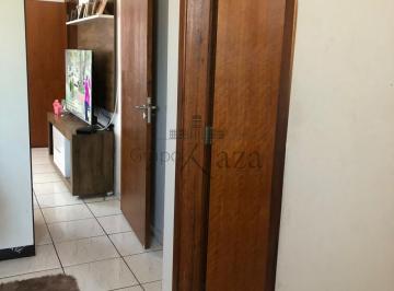 Casa · 132m² · 3 Quartos · 3 Vagas · Oportunidade - Casa Sobrado - Residencial União - 3 Dormitórios - 162m².