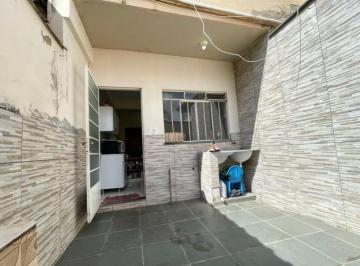 Casa · 2 Quartos · 1 Vaga · Casa à venda - no Vila Roque