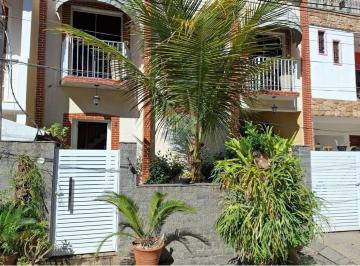 Casa · 179m² · 4 Quartos · 2 Vagas · "Casa no Rio: Conforto e Estilo no Planalto!" !!!