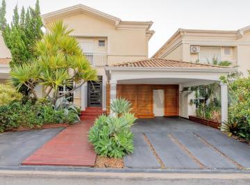 Casa · 280m² · 3 Quartos · 4 Vagas · Casa à venda no condomínio Tamboré 7  - 3 suítes e Piscina