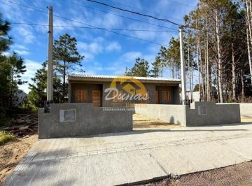 Casa · 45m² · 2 Quartos · 1 Vaga · Casa Geminada à venda em Nova Tramandaí - Tramandaí/RS