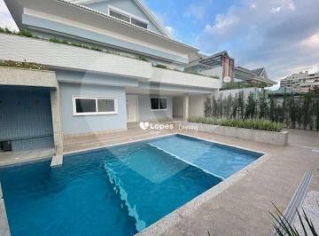 51db1fa31dae16969350ffa7284c58560f10aa3b · Lopes Enjoy Vende Casa - 3 suítes, 358 m², 3 vagas, acabamento diferenciado, documentada, condomínio