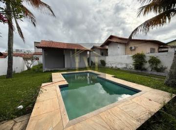202510221744134742.jpeg · Casa com 3 quartos e piscina no Parque Hotel