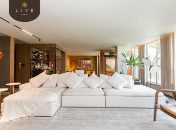 Apartamento · 232m² · 3 Quartos · 3 Vagas · Apartamento Alto Padrão com 3 vagas entre Batel e Água Verde - apenas permuta!