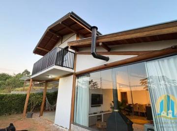 Rural · 750m² · 3 Quartos · 4 Vagas · Chácara para Locação – Estilo Contemporâneo com Charme Rústico em Meio à Natureza
