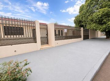 Casa · 215m² · 3 Quartos · 1 Vaga · Casa com 3 dormitórios à venda, 215 m² por R$ 850.000,00 - Vila Morangueira - Maringá/PR