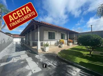 Casa · 480m² · 5 Quartos · 4 Vagas · Casa com 5 dormitórios e piscina em Praia de Leste