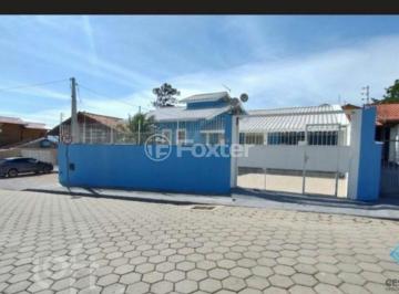 df9e6109 · Casa, 3 dormitórios, 140 m², em Praia de Fora