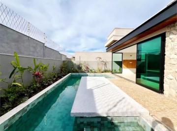 Casa · 250m² · 3 Quartos · 4 Vagas · Condomínio com 3 quartos à venda em Vila do golf - SP